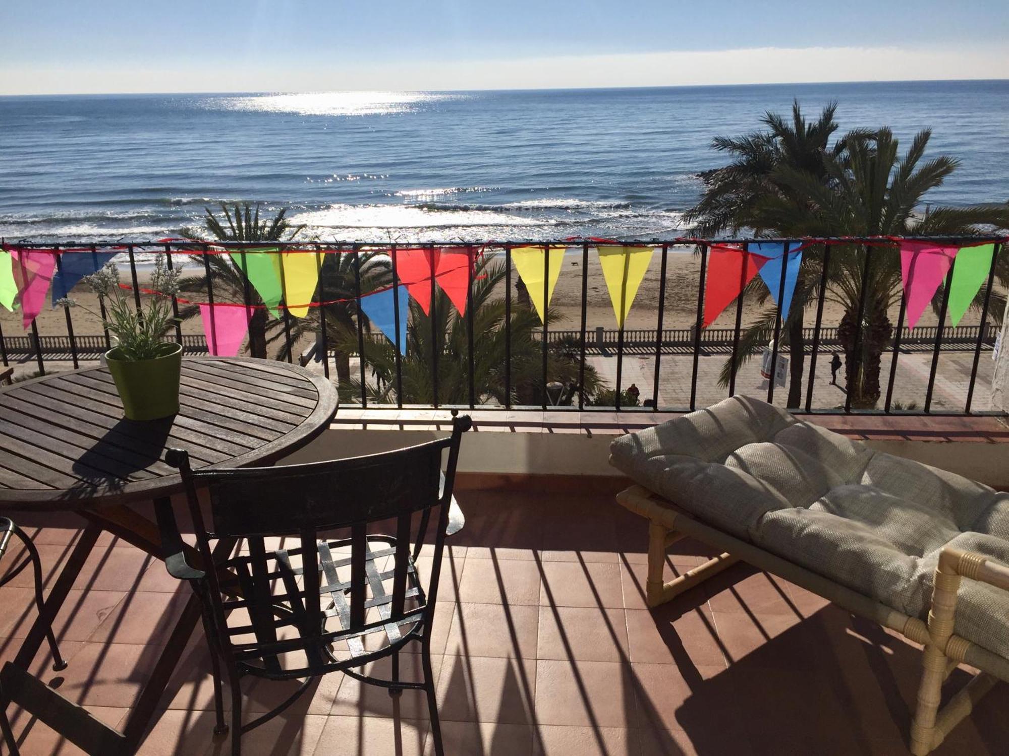 Apartaments Mare Nostrum 锡切斯 外观 照片
