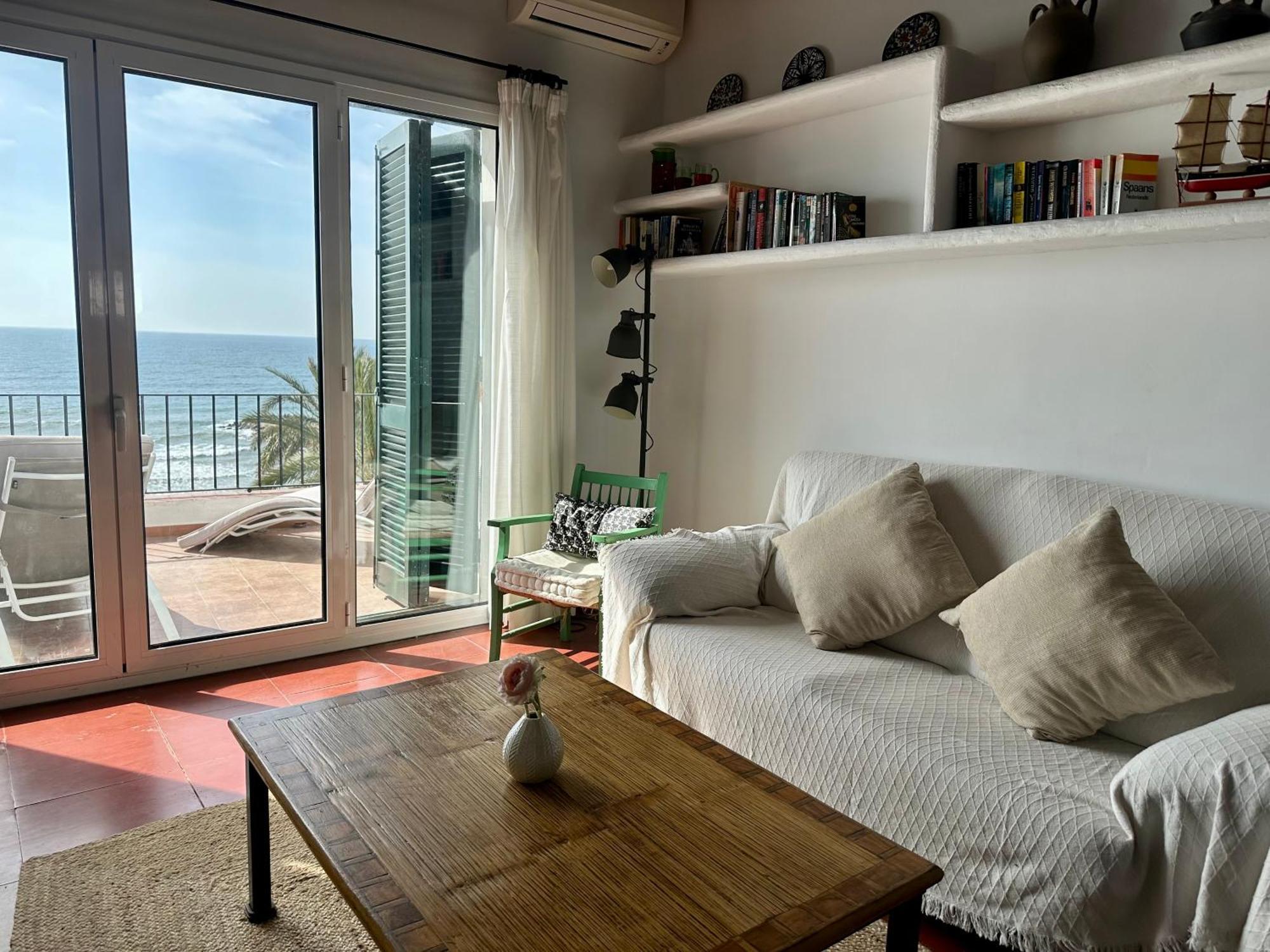 Apartaments Mare Nostrum 锡切斯 外观 照片